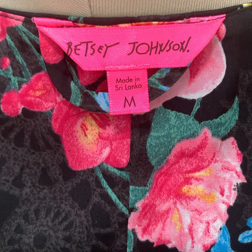 Betsy Johnson Robe - Picture 3 of 4